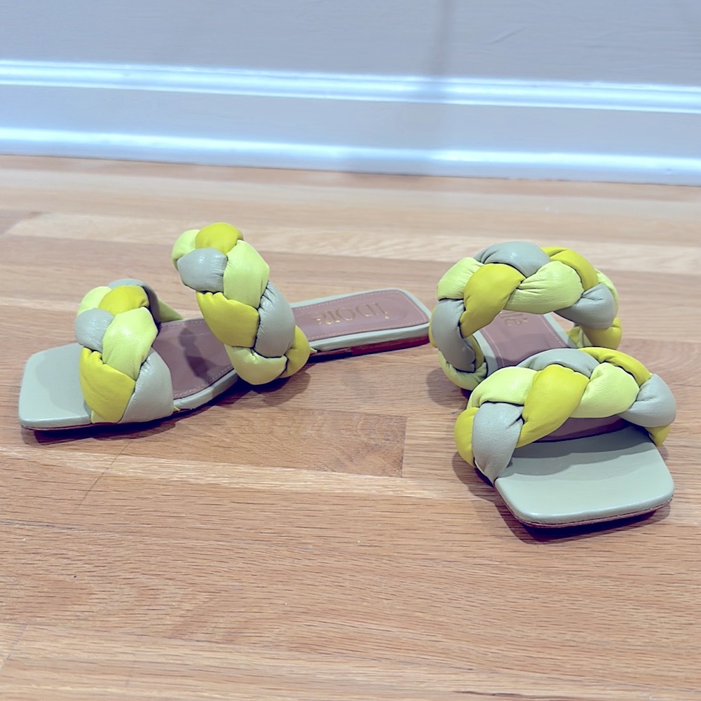 Idore flat sandals - Picture 2 of 3